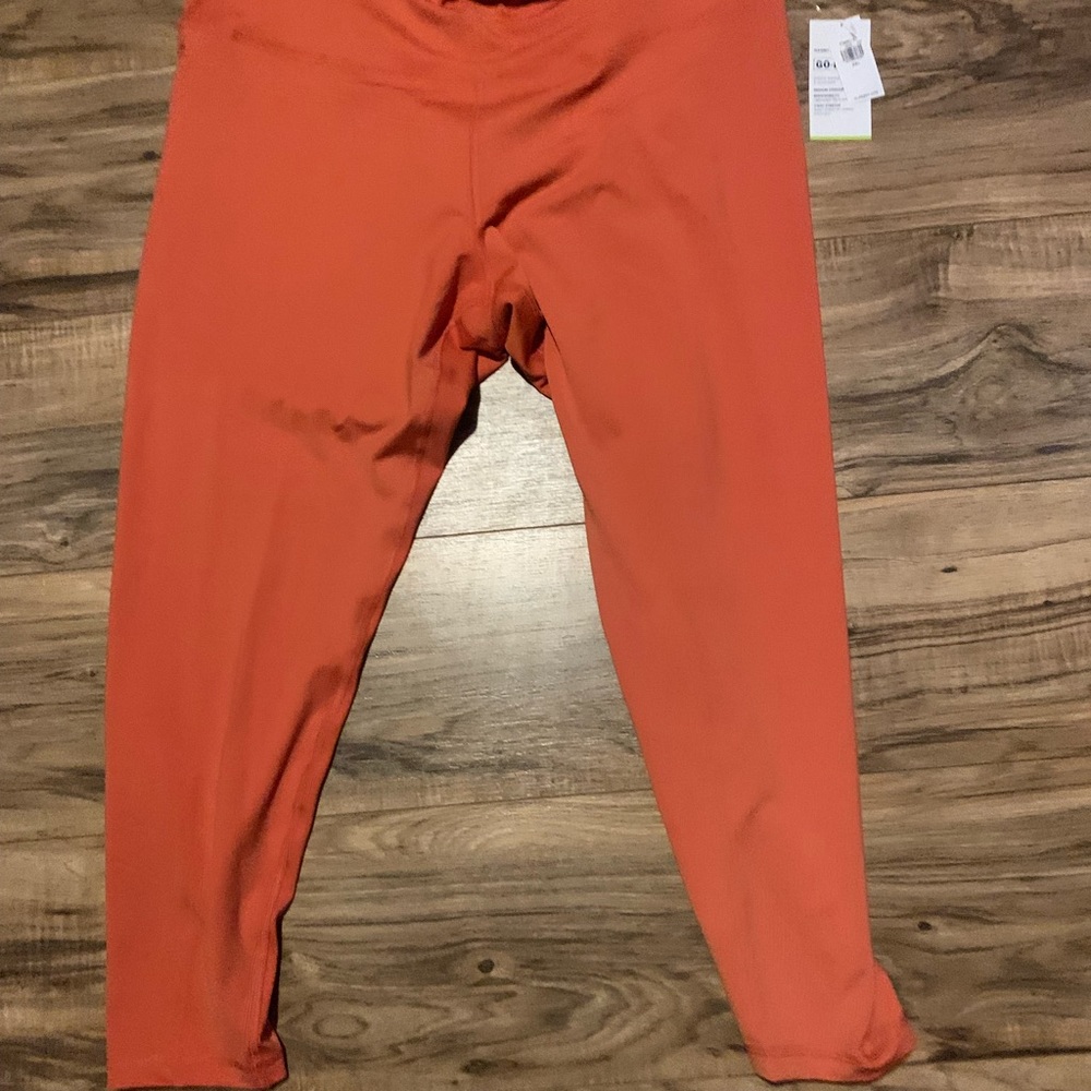 Brand New, old navy leggings plus size